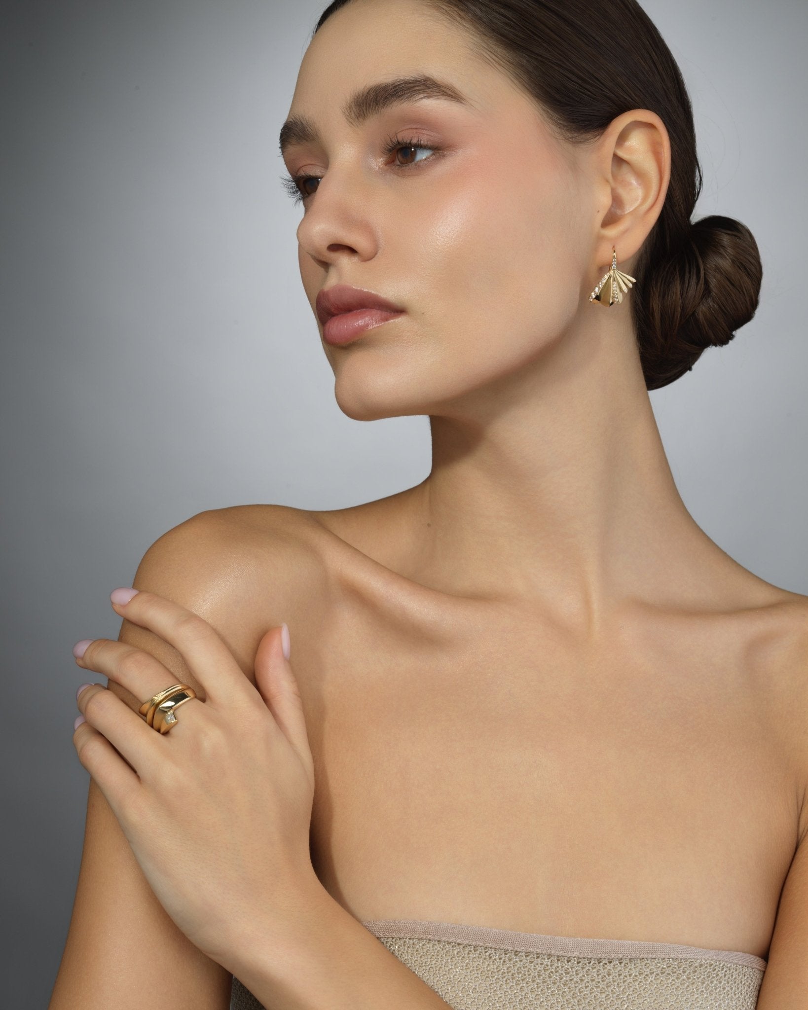 Osvaldo EarringsAnne Baker