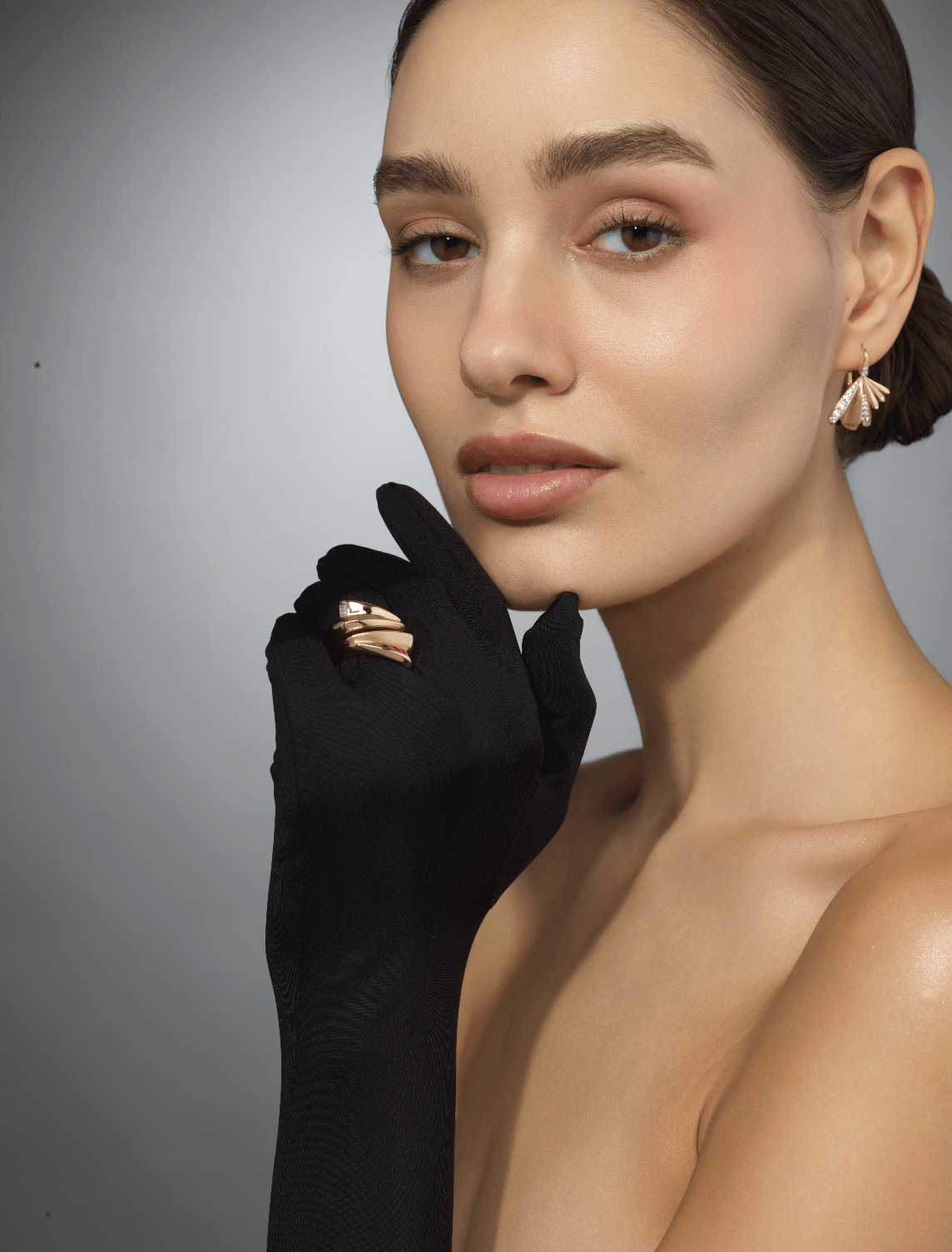 Osvaldo EarringsAnne Baker