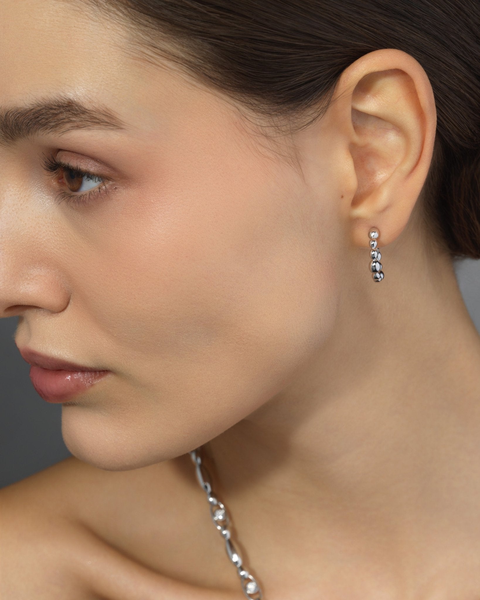 Signature Splash HoopsAnne Baker