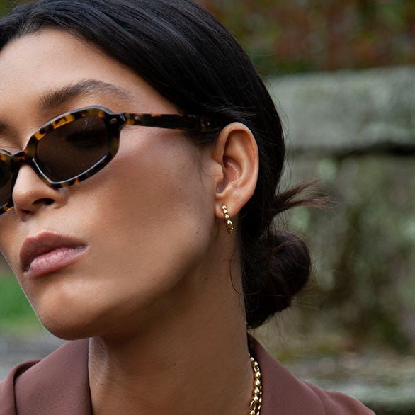 Signature Splash HoopsAnne Baker