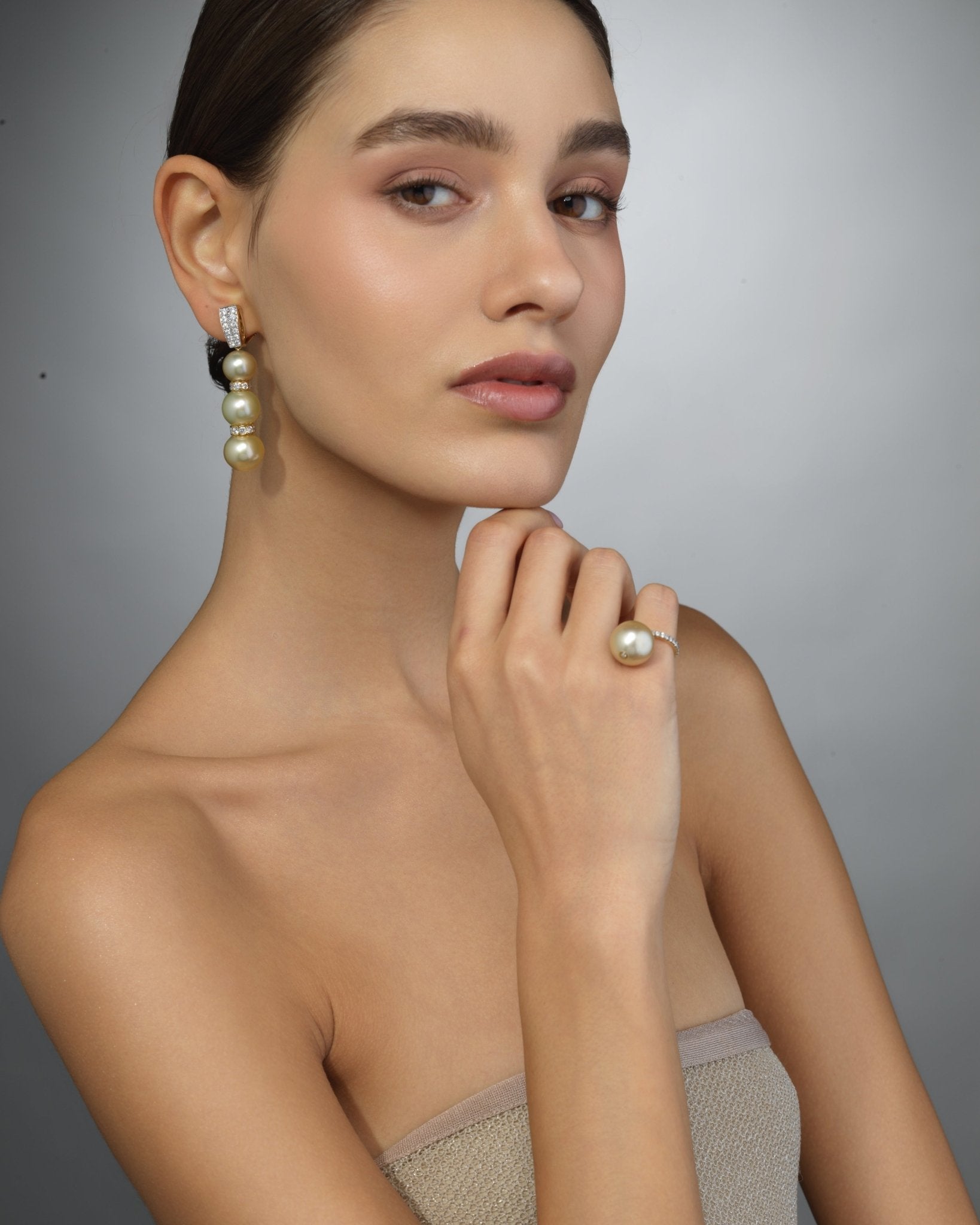 Diamond Pearl CascadeAnne Baker